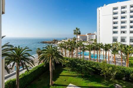 Torresol Apartment Nerja Bagian luar foto